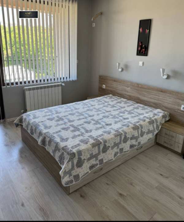 Дава под наем 3-стаен, гр. плевен, широк център