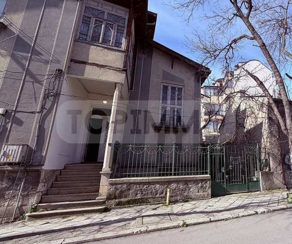 Дава под наем офис, гр. варна, център