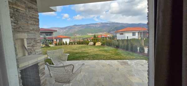 Дава под наем къща, с. рударци, област перник