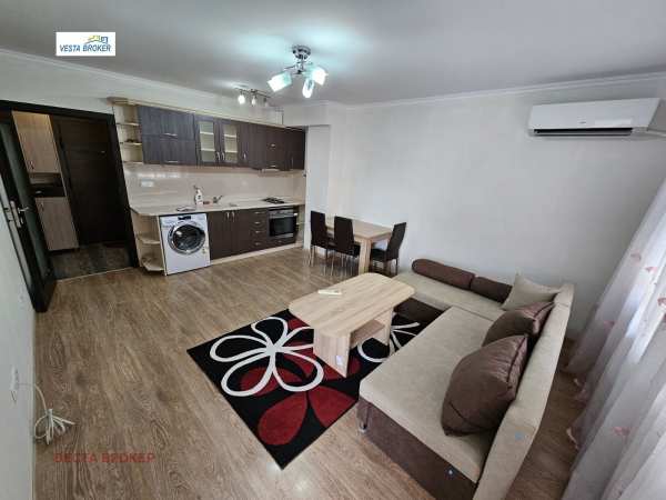 Дава под наем 2-стаен, гр. кърджали, център