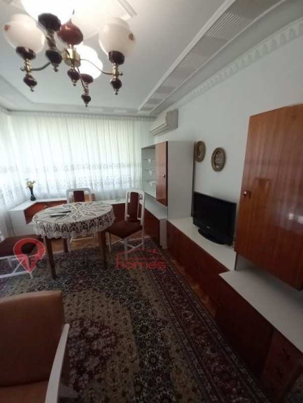 Дава под наем 2-стаен, гр. шумен, център