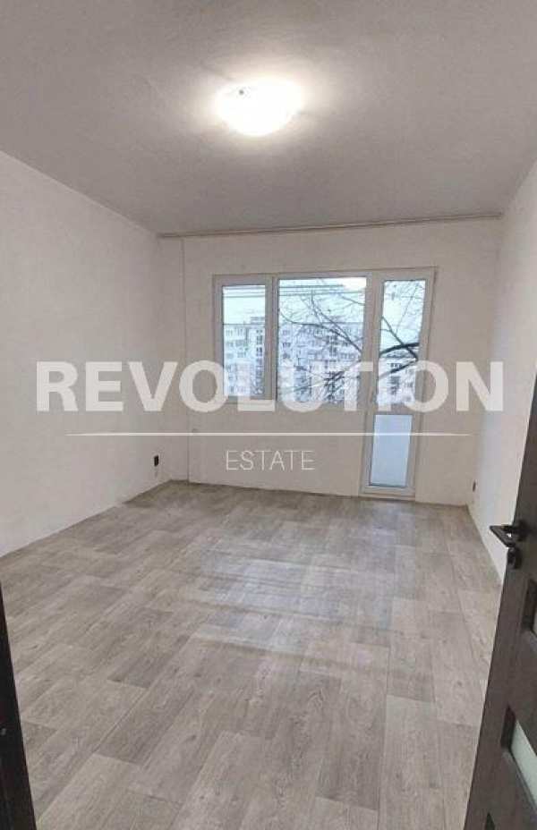 Дава под наем 3-стаен, гр. варна, младост 1