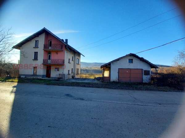 Дава под наем къща, гр. ловеч, промишлена зона