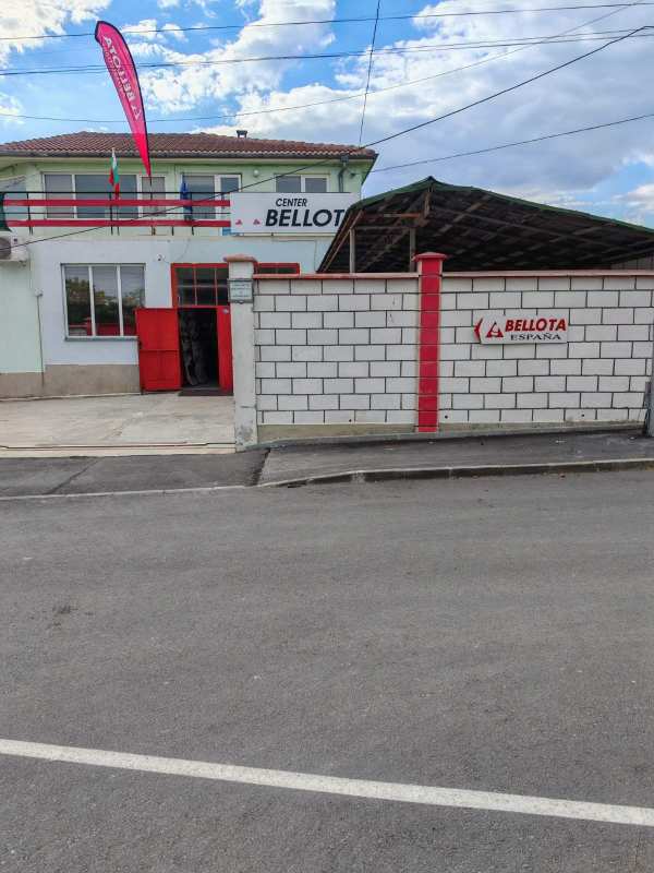 Дава под наем бизнес имот, гр. варна, с. тополи