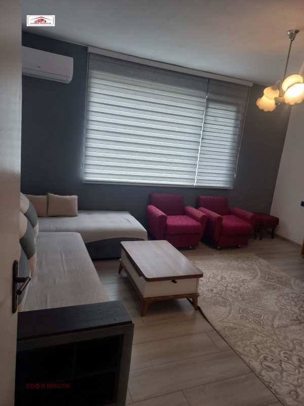 Дава под наем етаж от къща, гр. кърджали, студен кладенец