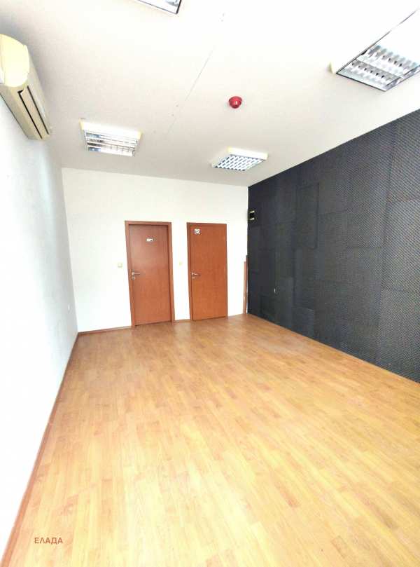 Дава под наем офис, гр. враца, център