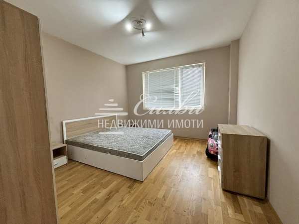 Дава под наем 2-стаен, гр. шумен, център