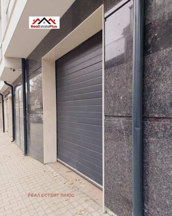 Дава под наем гараж, паркомясто, гр. плевен, идеален център