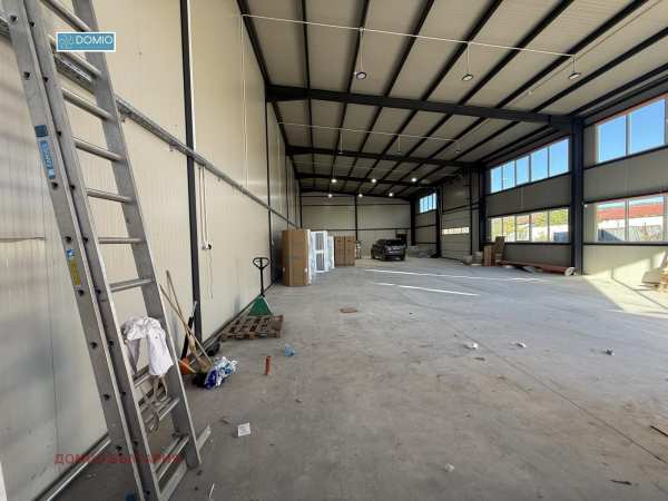 Дава под наем склад, гр. аксаково, област варна