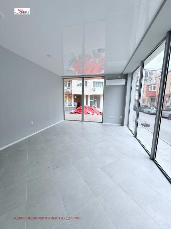 Дава под наем магазин, гр. добрич, център