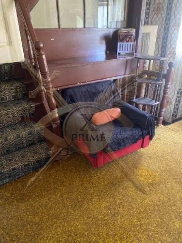 Дава под наем етаж от къща, гр. варна, център