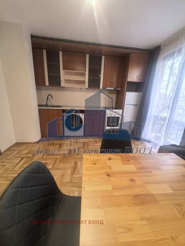 Дава под наем 2-стаен, гр. шумен, пожарната