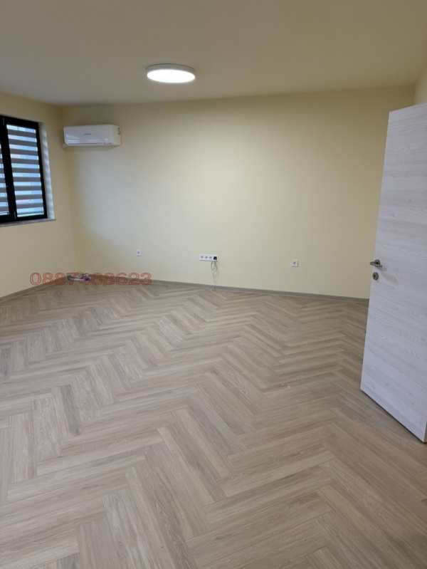 Дава под наем офис, гр. панагюрище, област пазарджик