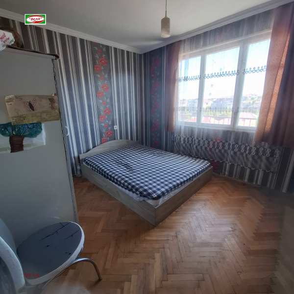 Дава под наем 3-стаен, гр. горна оряховица, област велико търново