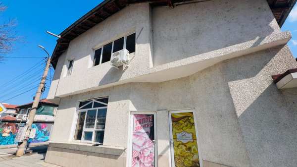 Дава под наем офис, гр. монтана, широк център