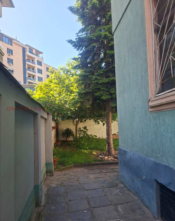 Дава под наем офис, гр. пловдив, център