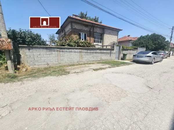 Продава къща, с. царацово, област пловдив