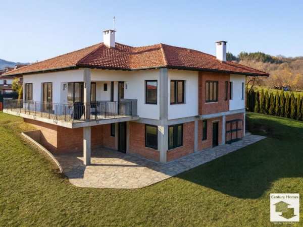 Продава къща, с. средни колиби, област велико търново