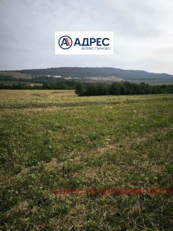 Продава парцел, с. малки чифлик, област велико търново