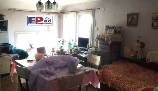 Продава 4-стаен, гр. добрич, рилци