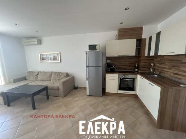 Продава 3-стаен, гр. бяла, област варна
