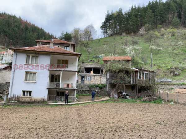 Продава къща, с. лясково, област смолян