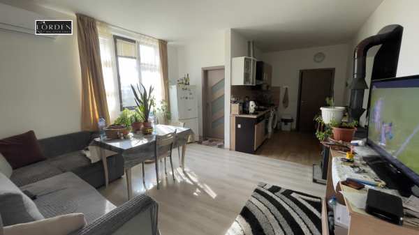 Продава 3-стаен, гр. пазарджик, запад