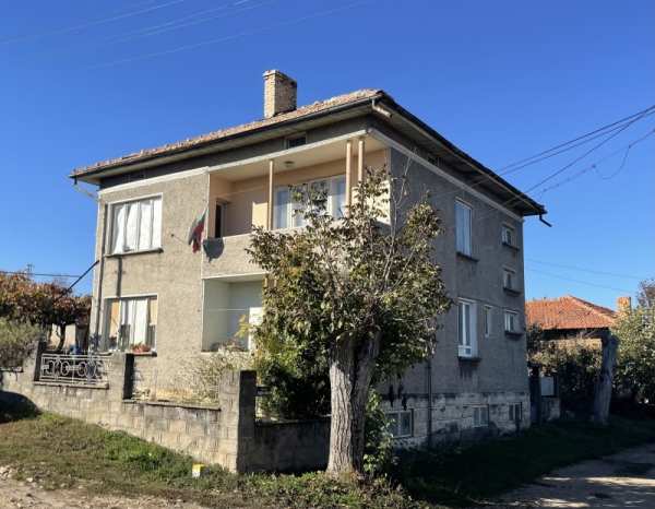 Продава къща, с. гецово, област разград