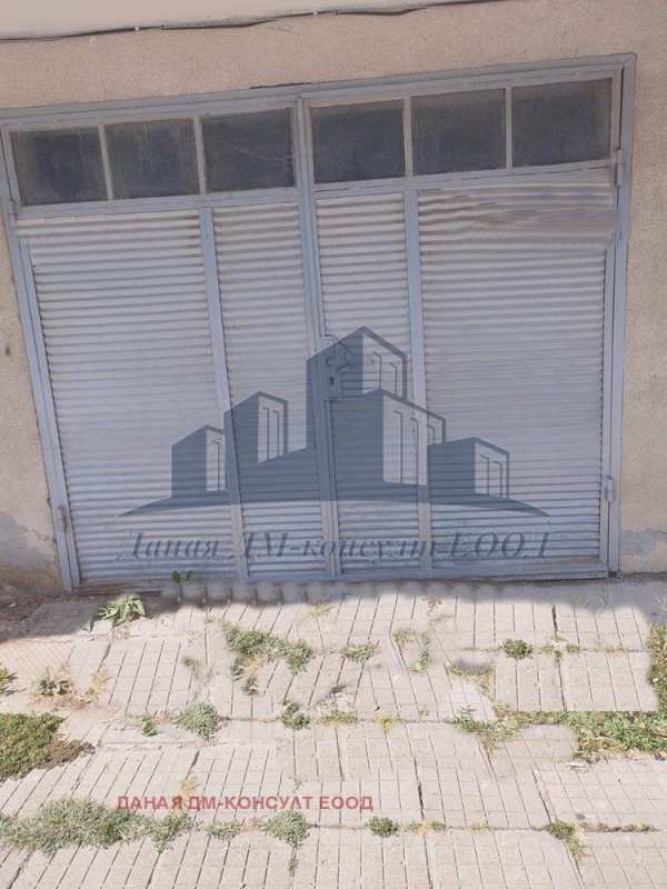 Продава гараж, паркомясто, гр. шумен, център