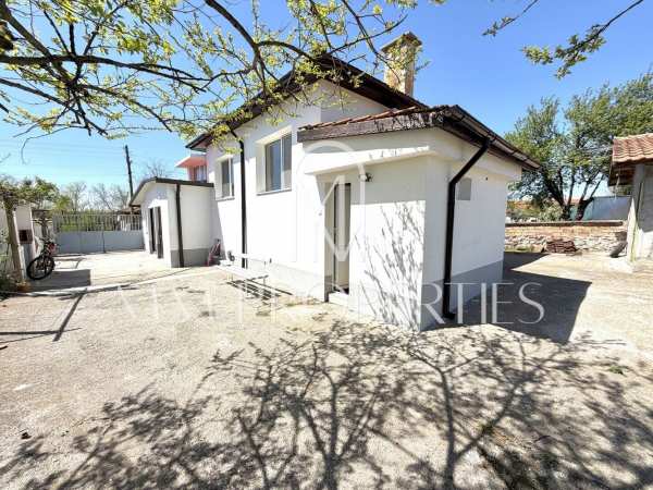 Продава къща, с. кабиле, област ямбол