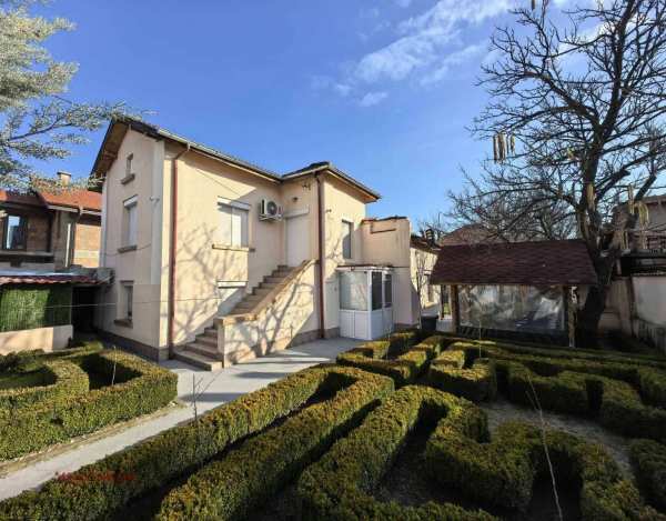 Продава къща, гр. нова загора, област сливен