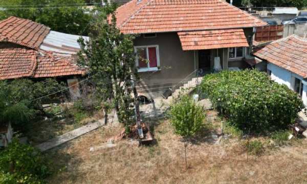 Продава къща, с. горна малина, област софия област
