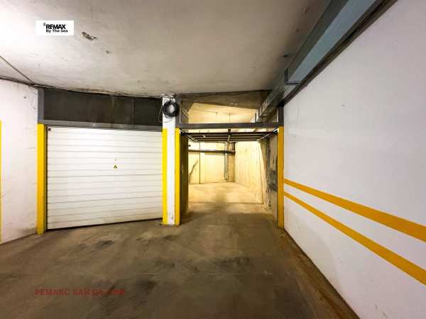 Продава гараж, паркомясто, гр. варна, операта