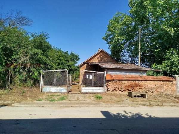 Продава къща, гр. тръстеник, област плевен