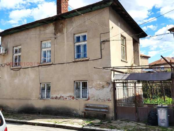 Продава къща, гр. кюстендил, христо ботев