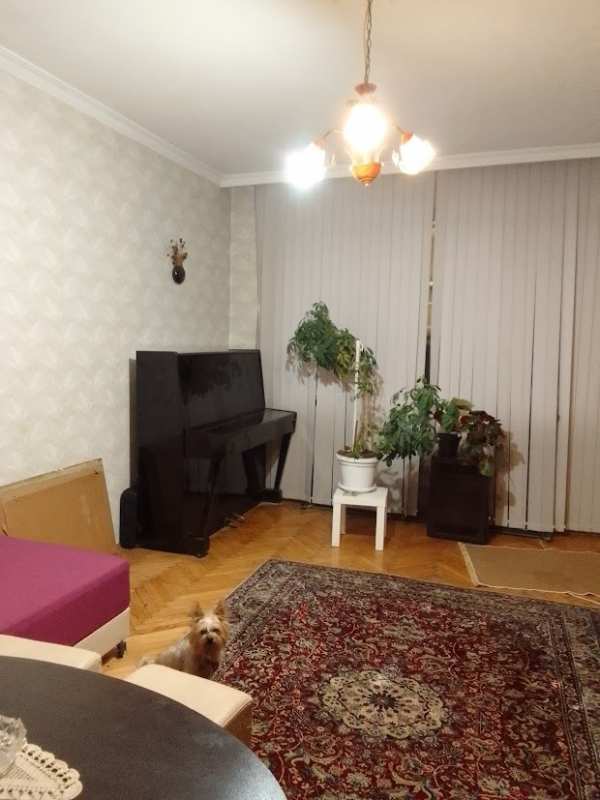 Продава 4-стаен, гр. свищов, област велико търново