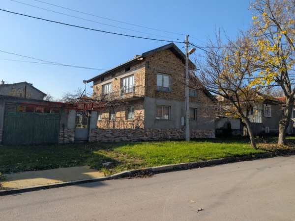 Продава къща, гр. вълчи дол, област варна