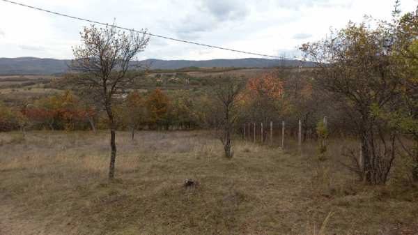 Продава парцел, с. косача, област перник
