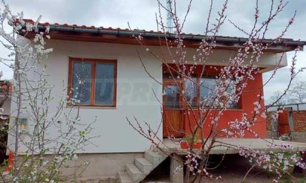Продава  къща гр. Раковски, област Пловдив
      103 кв.м