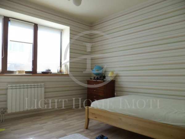Продава етаж от къща, гр. пловдив, мараша