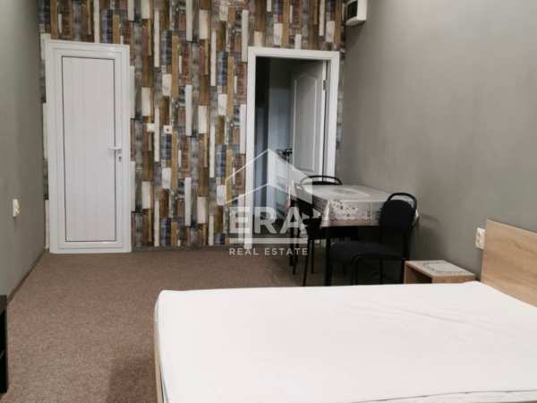 Продава ателие, таван, гр. русе, широк център