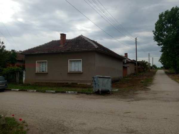 Продава къща, с. крива бара, област враца