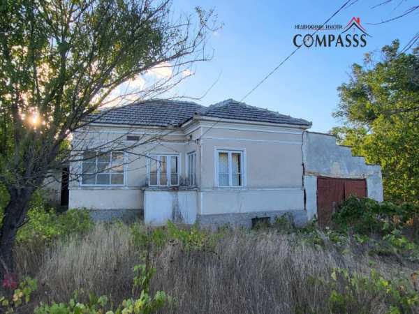 Продава къща, с. изворово, област добрич