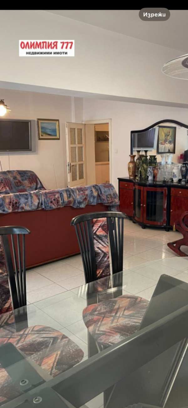 Продава 4-стаен, гр. плевен, широк център