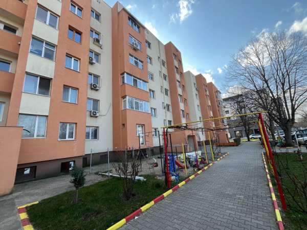 Продава 2-стаен, гр. казанлък, област стара загора