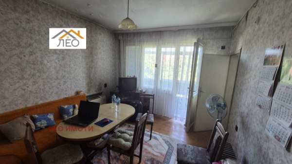 Продава  4-стаен гр. Севлиево, област Габрово
      105 кв.м