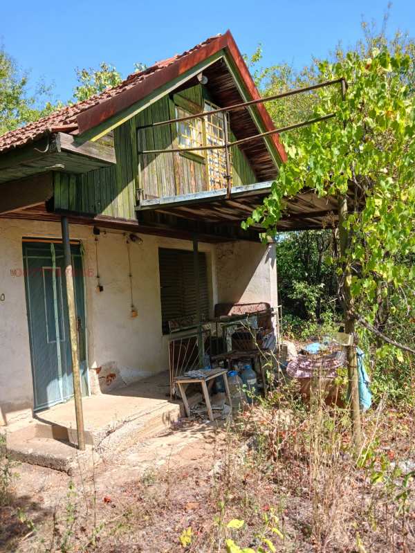 Продава вила, гр. монтана, парта 1