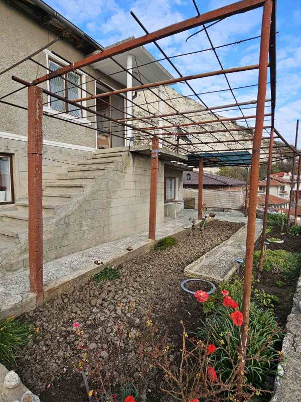 Продава къща, гр. балчик, област добрич