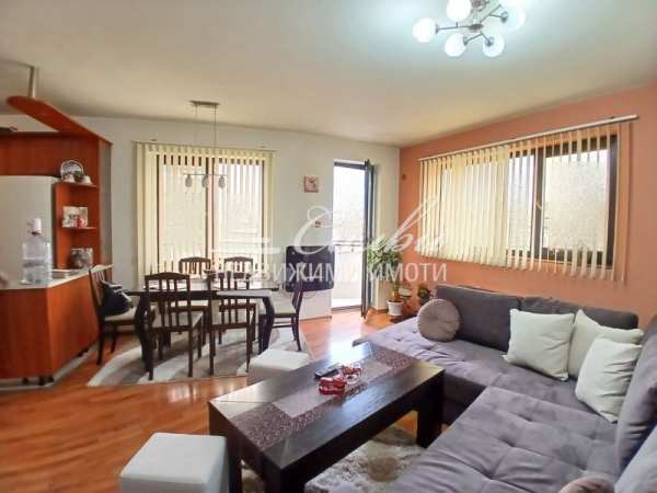 Продава мезонет, гр. шумен, център