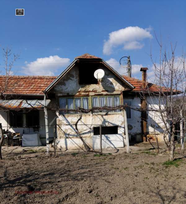 Продава къща, с. драговищица, област кюстендил
